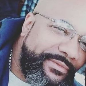 Meet your Posher, Marshall